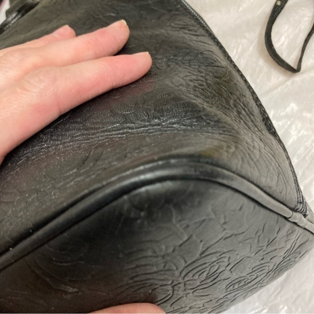 Valentino garavani RARE vintage embossed dome satchel bag - Picture 9 of 14